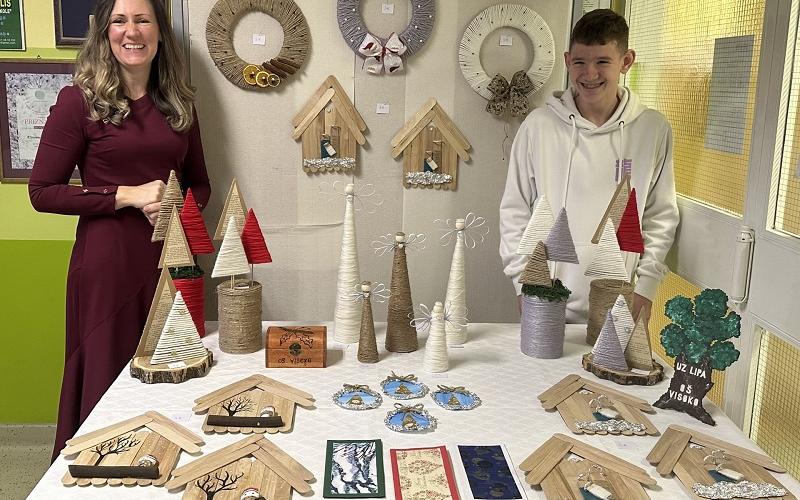 naslovna